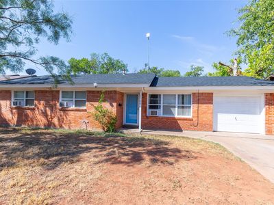1700 Westview Dr