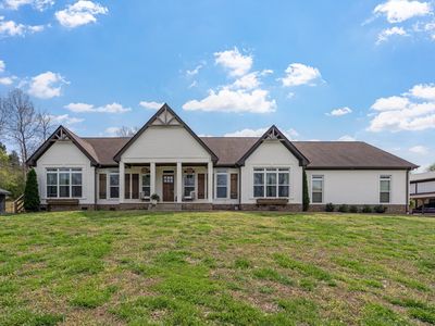 1362 Cliff Amos Rd