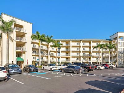 8800 Bay Pines Blvd APT 102