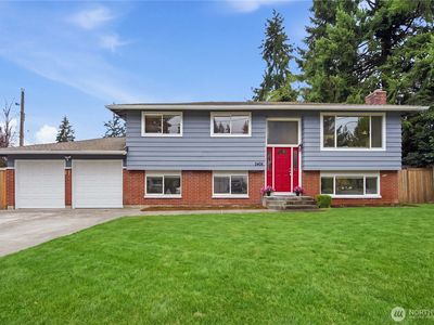2406 166th Ave NE