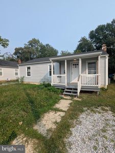 1013 School Ln