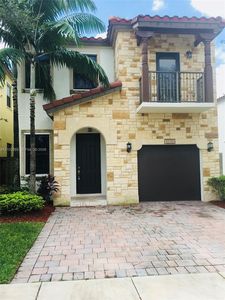 10310 NW 70th Ter