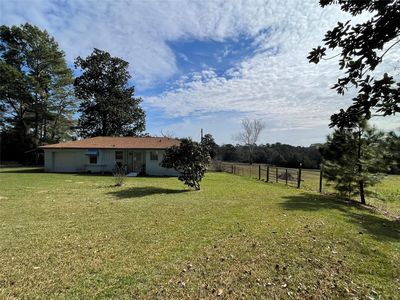 490 Cemetery Rd