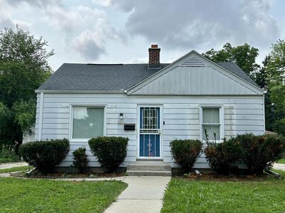 5037 N 74th STREET