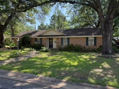 Property at 665 32nd St SE, Paris, TX