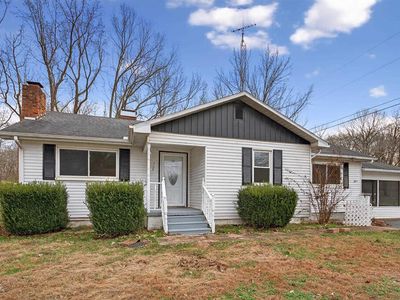 508 W Mose Rager Blvd