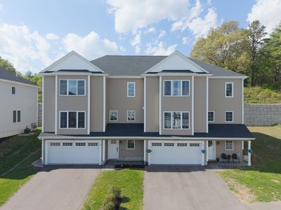 Property at 27 Pouts Ln, Uxbridge, MA