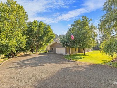 1091 Cedar Ridge Rd