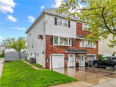56 E Broadway