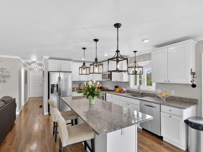 10 Corrine Dr