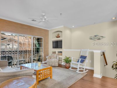 4 Indigo Run Dr APT 1911