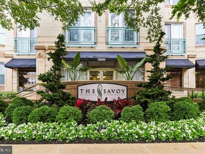 12000 Market St APT 382