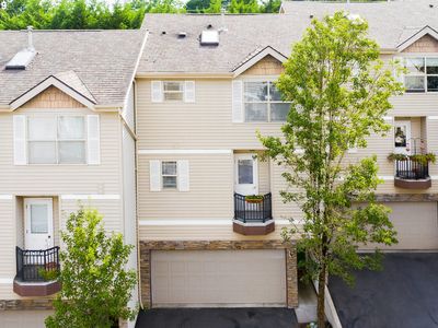 12142 NE Fremont St APT 11