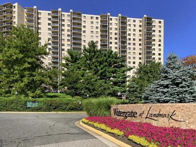 205 Yoakum Pkwy Unit 914