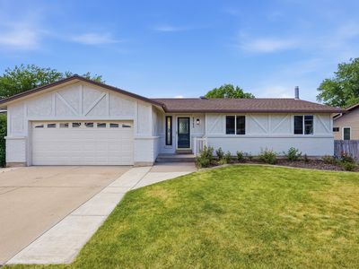 1712 E Hillsboro Dr