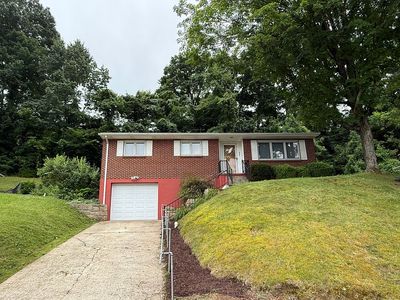 822 Sherwood Rd