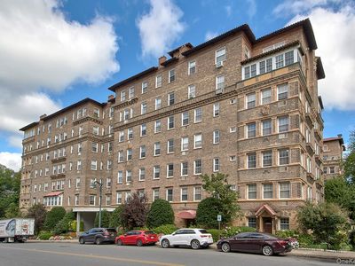 16 N Chatsworth Avenue #311