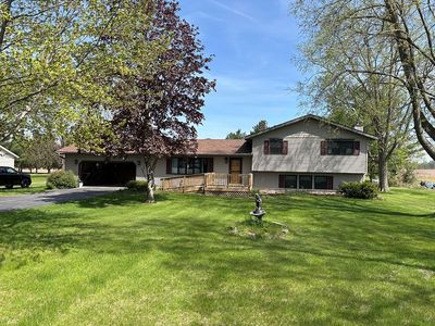 5699 Riverview Rd