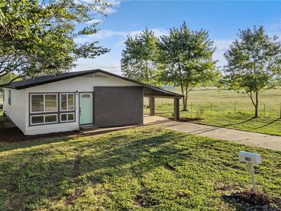 467 Carr Ct
