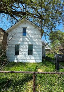 5053 Pershing Ave