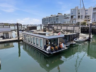 1 Pier 8 St #13