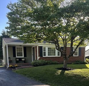 108 Neal Dr