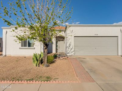 5525 S Gainsborough Rd