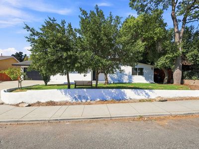 975 E Avenida De Los Arboles