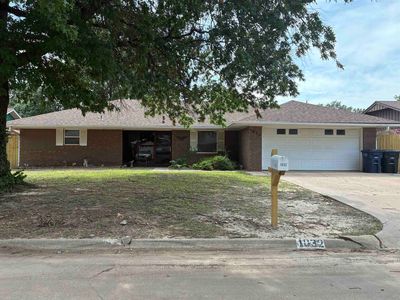 Property at 1032 Canterbury Rd, Enid, OK