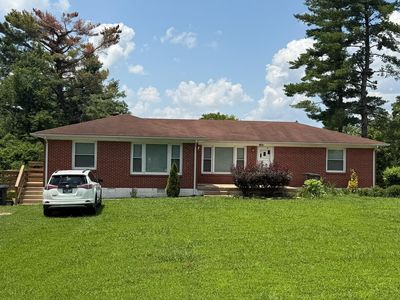 105 Sharon Cir