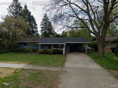 1809 Greenbriar Ln