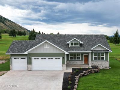 127 E Papworth Ln