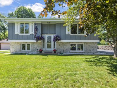 255 Willow DRIVE