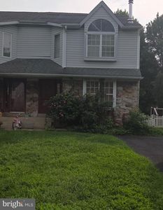 Property at 20 Pearl Dr, Doylestown, PA