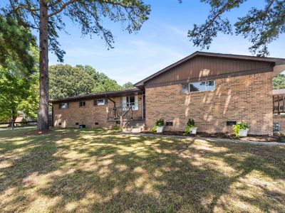 1821 E Lakeview