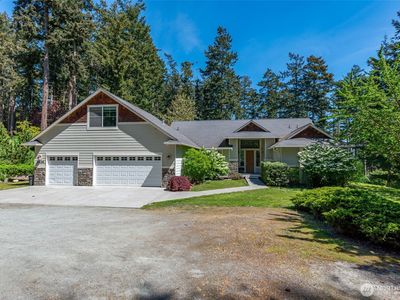 2434 Moss Lane