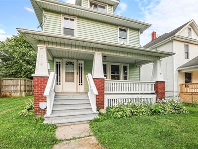 518 Mary St