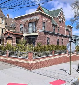 125-19 14th Ave.