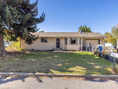Property at 105 N Holiday Rd, Greenacres, WA