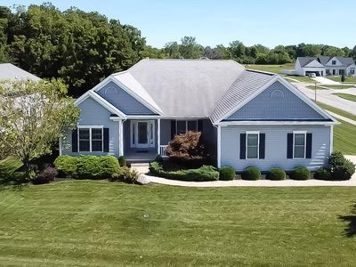 738 Walnut Ridge Ln