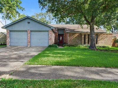 16207 Havenhurst Dr
