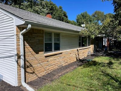 2504 S Westport Rd