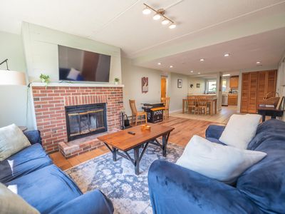 32B Snow Tree Lane #Oaks B