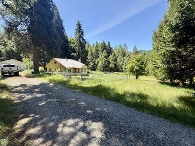 Property at 301 Humphrey Addition Rd, Glendale, OR