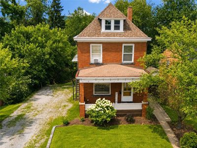 52 Ashford Ave