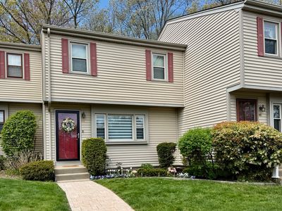152 E Bacon St APT C2