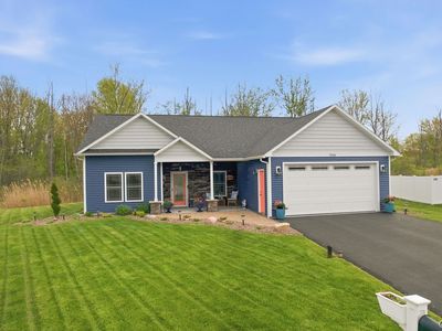 Property at 7898 Gable Dr, Bridgeport, NY