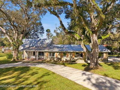 1080 Buena Vista Ave