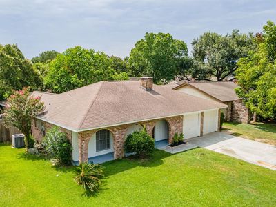 8819 Stone Brook Ln