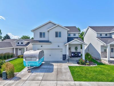 1367 Troy Ln